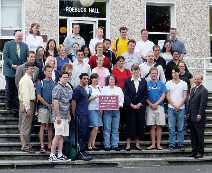The 2003 program participants with former U.S. Attorney General Janet Reno